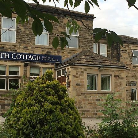 Heath Cottage Hotel Dewsbury Exterior foto